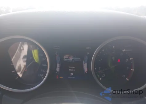 2015 Maserati Ghibli из США, поврежденный, VIN ZAM57XSA4F1148845